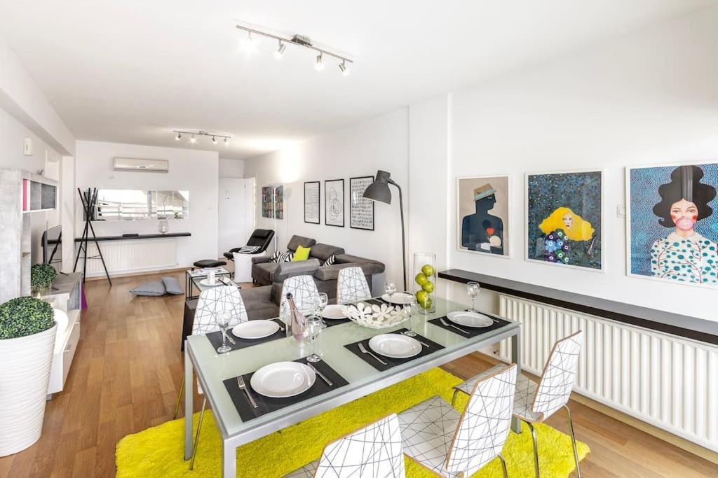 Luxurious Bright & Stylish 2Br With Office In Nicosia Apartment Exterior photo
