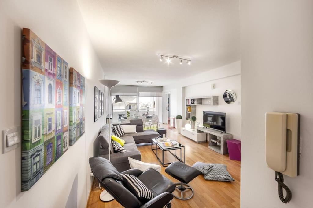 Luxurious Bright & Stylish 2Br With Office In Nicosia Apartment Exterior photo